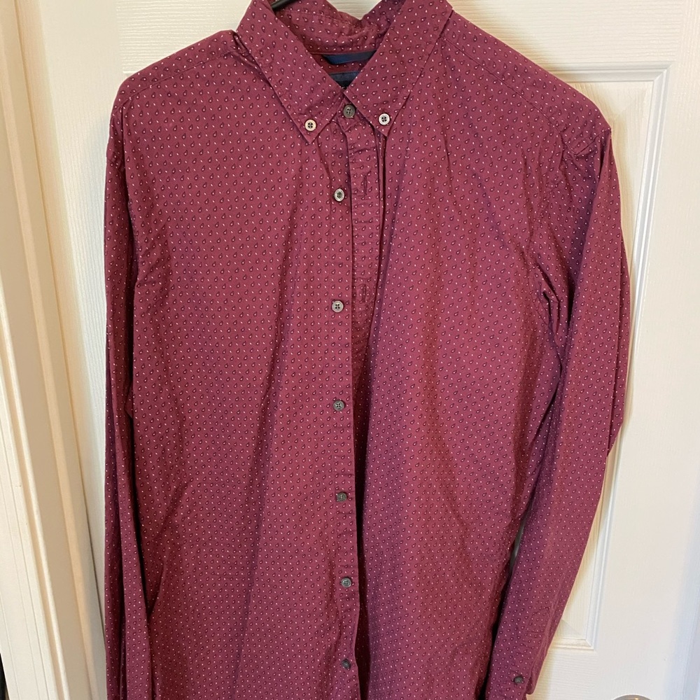 4 dress shirts - medium